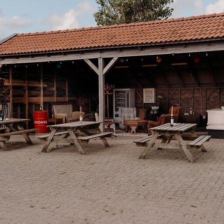 Finse Woning Op Camping De Tulpenweide Breezand ภายนอก รูปภาพ